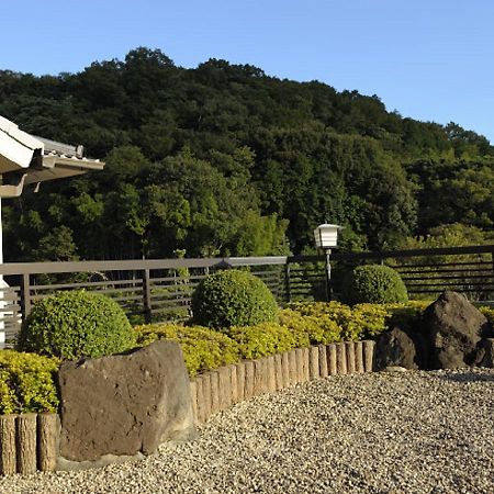 Izu Nagaoka Kinjokan อิซึโนะคุนิ ภายนอก รูปภาพ