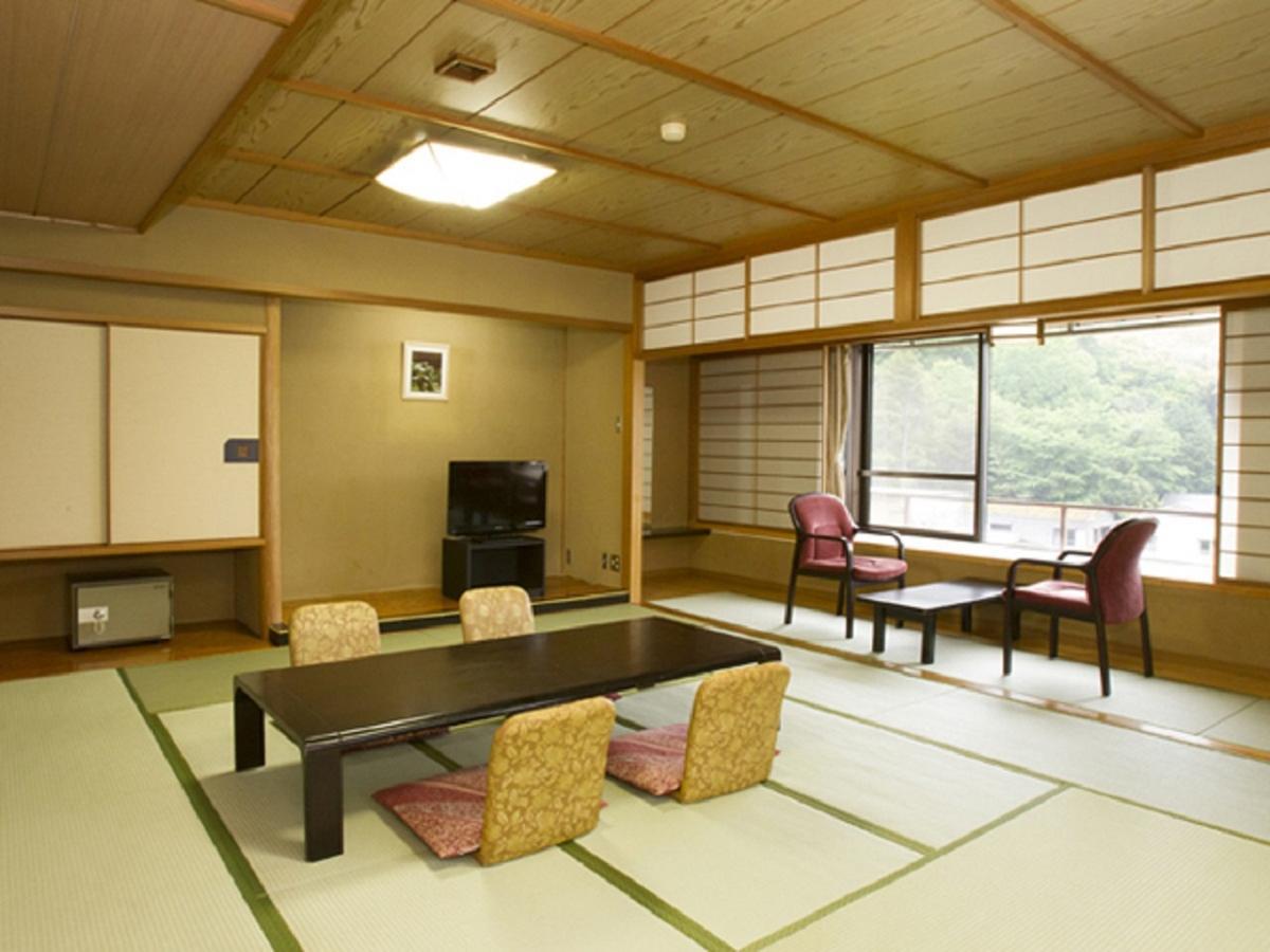 Izu Nagaoka Kinjokan อิซึโนะคุนิ ภายนอก รูปภาพ